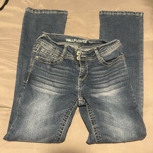 Wallflower Women's Classic Blue Boot Cut Jeans